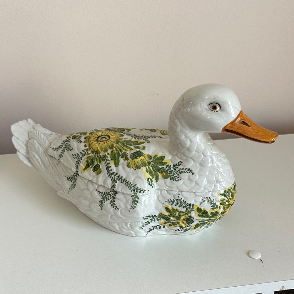 Vintage Italian duck ginger jar, cookie jar, handpainted numbered Italy